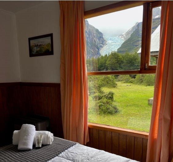 Contacto Monte Balmaceda Lodge