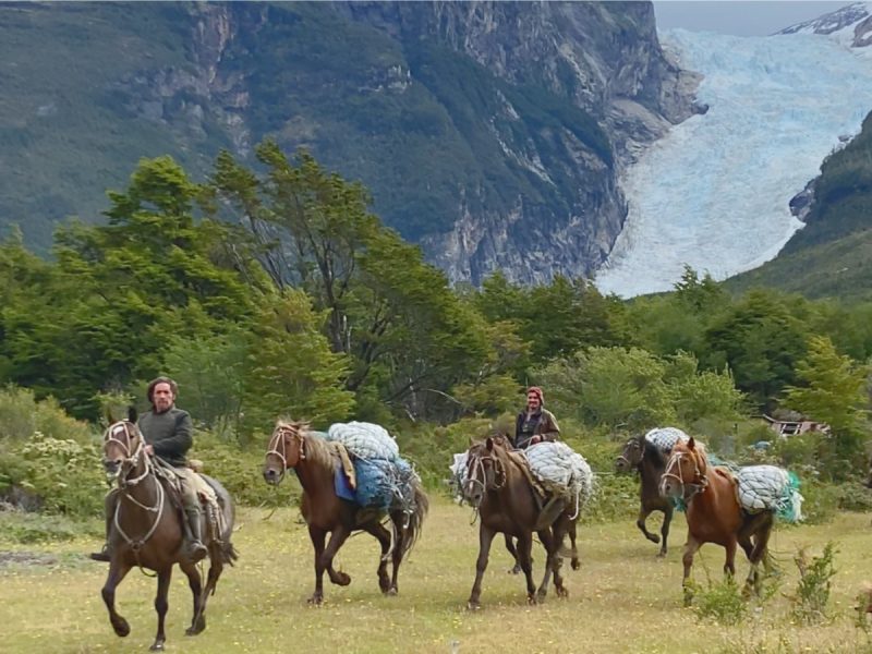 Cabalgata Glaciar Serrano a Torres del Paine