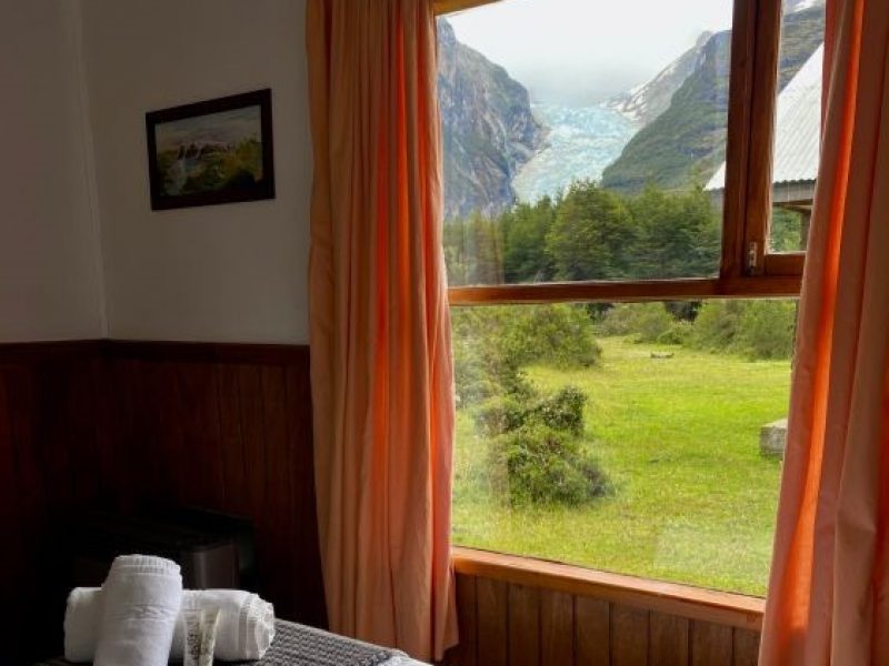 Contacto Monte Balmaceda Lodge